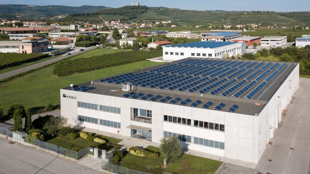 ARSEA chooses BOBST for growth in the cardboard finishing sector