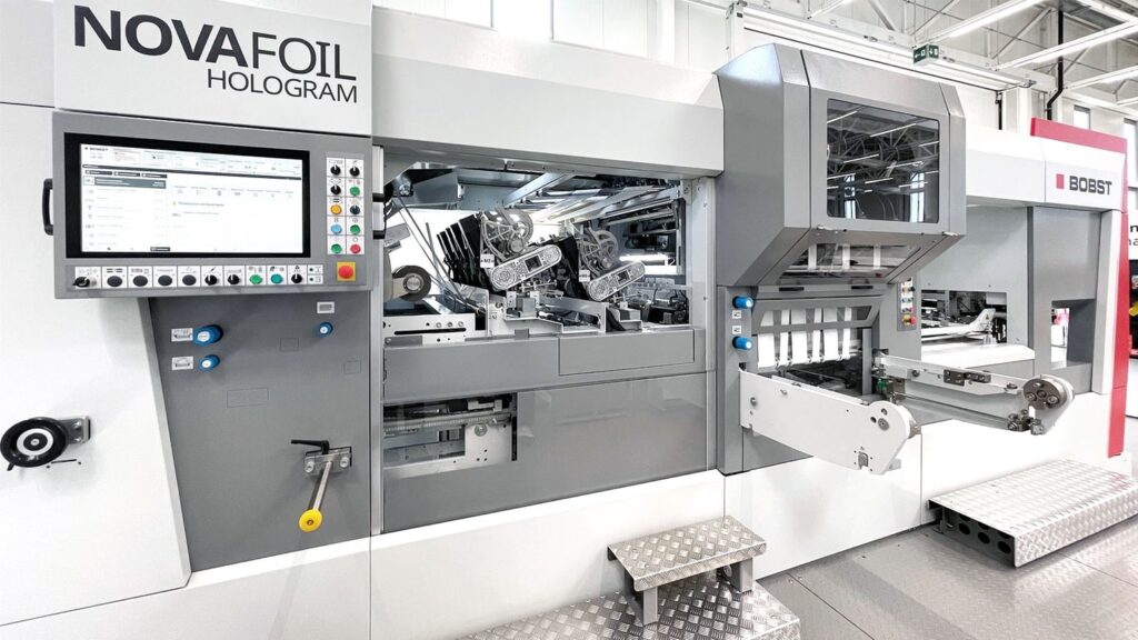 BOBST combines a new benchmark hologram application system with connected tools to achieve maximum quality and efficiency